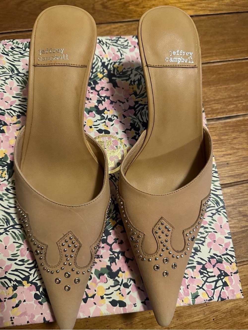 Jeffrey Campbell Tan Pointed Studded Slide Mules